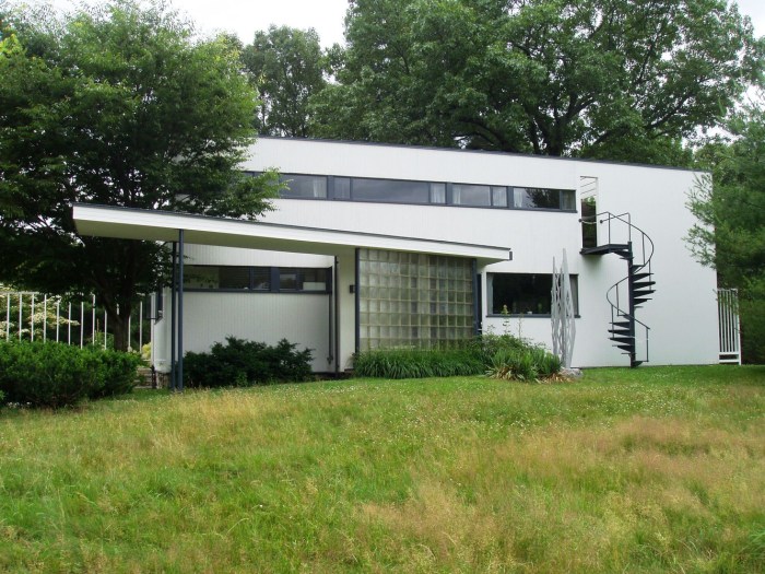 Walter Gropius: A legacy in modern architecture and design